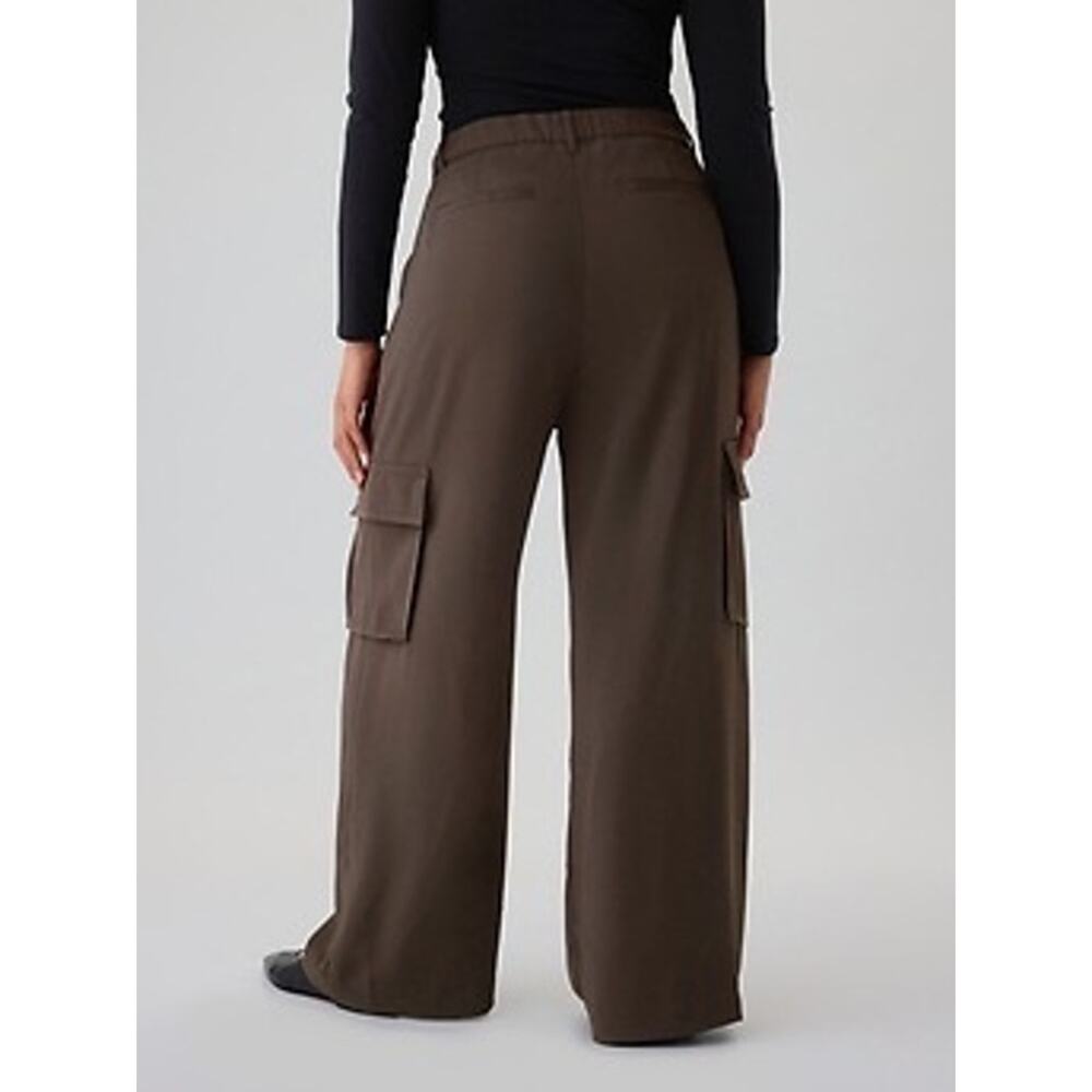 $90 Gap 365 High Rise Cargo Pleated Trousers - 2 Petite - Terra Brown - Picture 2 of 9